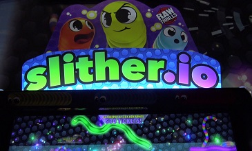 Slither.io Arcade Game